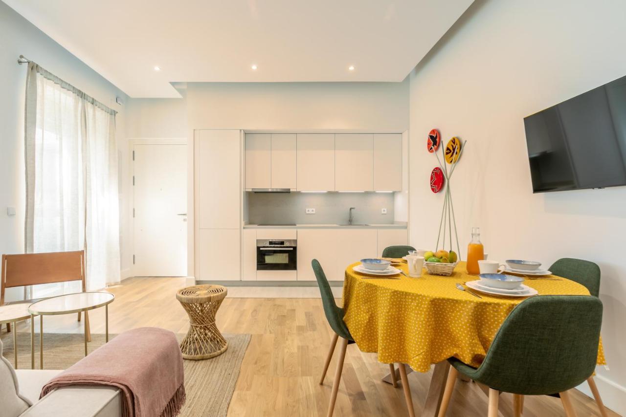 Magno Apartments Casa Del Correo Mayor II セビリア エクステリア 写真